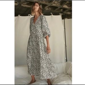 Zara Maxi Black White Floral Flowy Dress Sz M